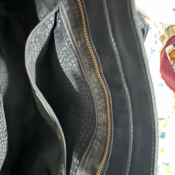 Kate Spade Tote - Picture 4 of 4